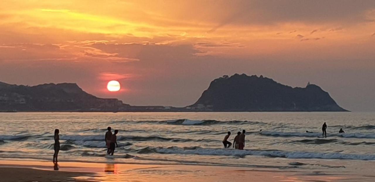 Amplio Piso En La Playa De 135 M2 Con Garaje Apartamento Zarautz Exterior foto